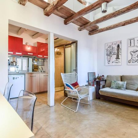 Apartamento En La Plaza De Lavapies Para 4 Personas Madrid Bagian luar foto