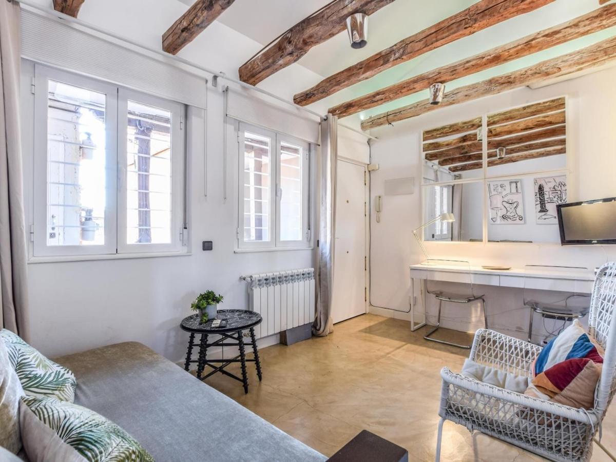 Apartamento En La Plaza De Lavapies Para 4 Personas Madrid Bagian luar foto