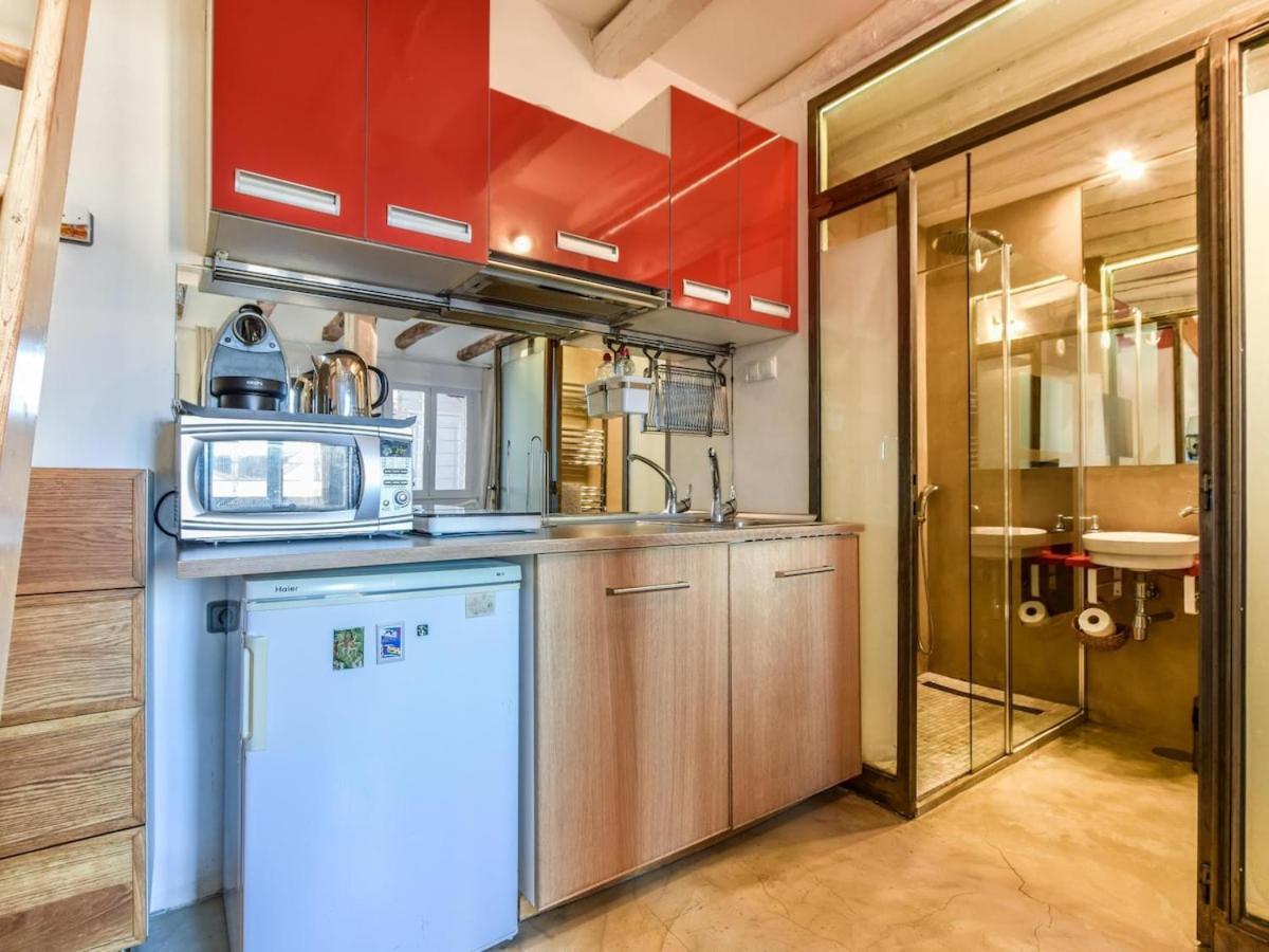 Apartamento En La Plaza De Lavapies Para 4 Personas Madrid Bagian luar foto