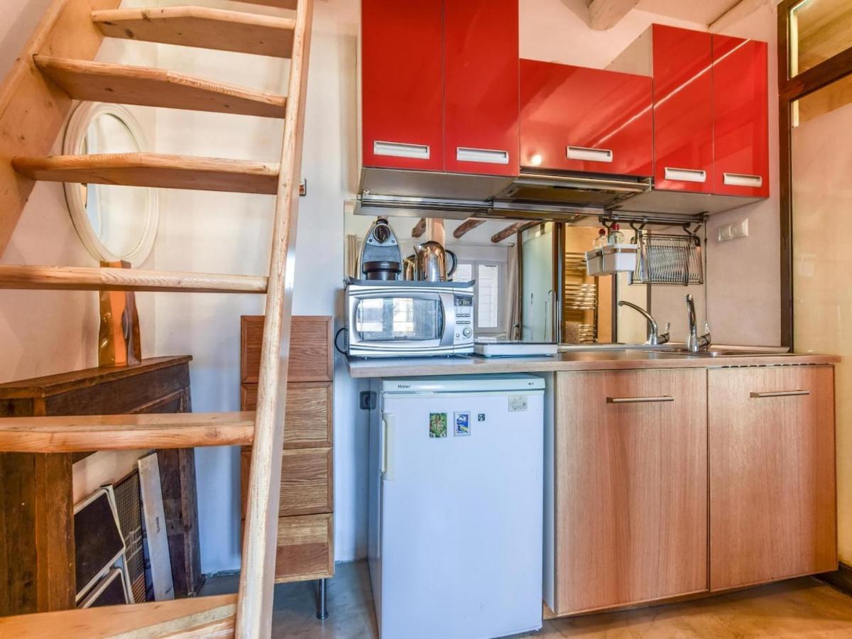 Apartamento En La Plaza De Lavapies Para 4 Personas Madrid Bagian luar foto