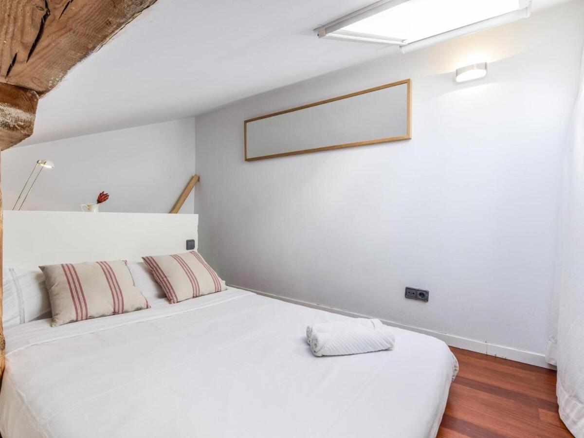 Apartamento En La Plaza De Lavapies Para 4 Personas Madrid Bagian luar foto